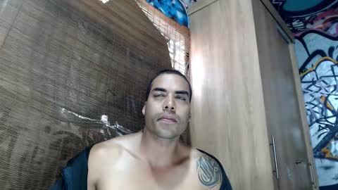 Snapshot of bbc_monster1 chatting on October 15, 4:40 pm Justin online show from October 15, 4:40 pm