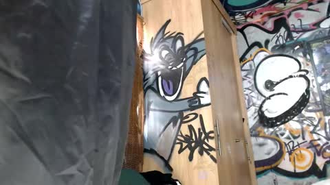 Justin online show from March 10, 8:14 pm