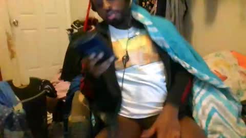 Snapshot of bbc_rocker chatting on February 11, 6:55 pm rocker n queen online show from February 11, 6:55 pm