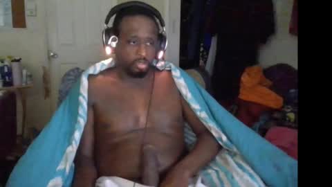 Snapshot of bbc_rocker chatting on October 5, 5:22 pm rocker n queen online show from October 5, 5:22 pm