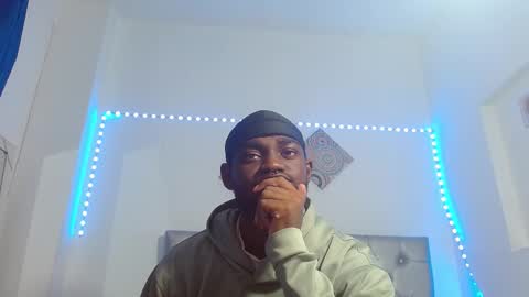 Andrew  online show from November 28, 6:32 pm