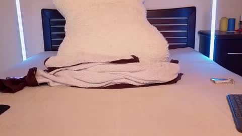 Love online show from November 29, 2:03 am