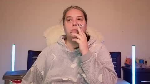 Love online show from December 16, 6:51 am