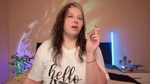 Love online show from April 9, 7:41 pm