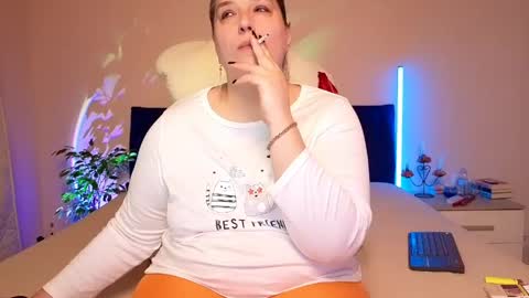 Love online show from April 16, 12:39 pm