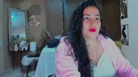 bbwluxurymuse online show from June 10, 12:04 pm