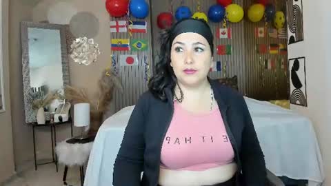 bbwluxurymuse online show from June 13, 11:30 am