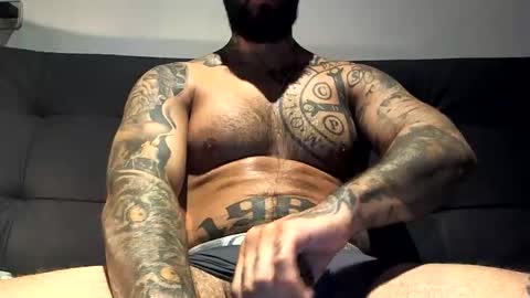 Snapshot of bby044 chatting on December 30, 9:37 am bby044 online show from December 30, 9:37 am