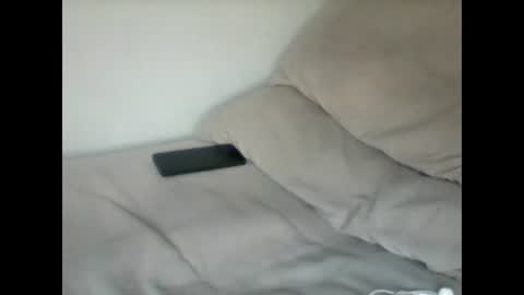 Snapshot of bbyandreacd21 chatting on April 9, 7:47 am bbyandreacd21 online show from April 9, 7:47 am