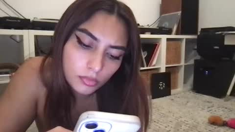 Snapshot of bbypiamia chatting on October 17, 5:32 am bbypiamia online show from October 17, 5:32 am