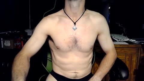 bchillin28 online show from November 5, 6:35 am