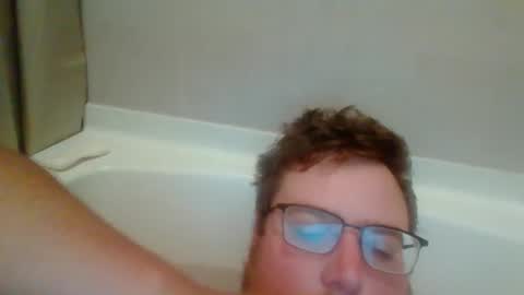 Snapshot of bcran99 chatting on October 29, 4:20 pm bcran99 online show from October 29, 4:20 pm