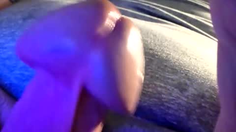 Snapshot of bdk1106539548 chatting on February 10, 1:53 am bdk1106539548 online show from February 10, 1:53 am