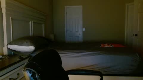 Snapshot of bdon1977 chatting on October 12, 2:10 am bdon1977 online show from October 12, 2:10 am