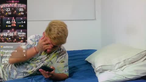 Sara  Juan online show from January 7, 5:01 am