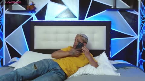 Sara  Juan online show from January 21, 2:11 am