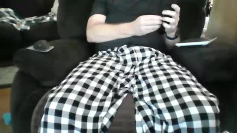 Snapshot of beachguy38 chatting on February 7, 5:16 pm beachguy38 online show from February 7, 5:16 pm