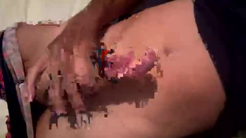 Snapshot of beachguy469 chatting on October 21, 2:45 am BeachGuy online show from October 21, 2:45 am