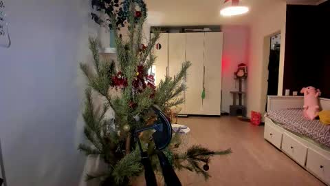 Snapshot of bear_beer130 chatting on January 10, 5:04 pm bear_beer130 online show from January 10, 5:04 pm