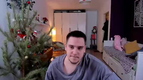 Snapshot of bear_beer130 chatting on January 16, 4:11 pm bear_beer130 online show from January 16, 4:11 pm