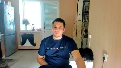 Snapshot of bear_beer130 chatting on February 22, 12:15 pm bear_beer130 online show from February 22, 12:15 pm