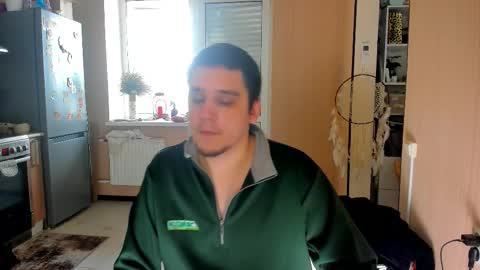 Snapshot of bear_beer130 chatting on March 3, 12:33 pm bear_beer130 online show from March 3, 12:33 pm