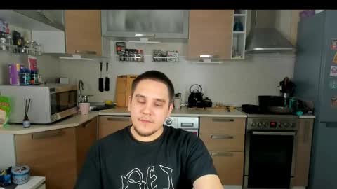 bear_beer130 online show from April 24, 2:08 pm