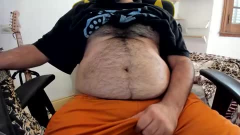 Snapshot of bear_dom_7 chatting on April 10, 7:18 pm DOM bear online show from April 10, 7:18 pm