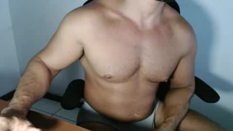 Snapshot of beard_top_guy chatting on February 26, 8:37 am Beard Guy online show from February 26, 8:37 am