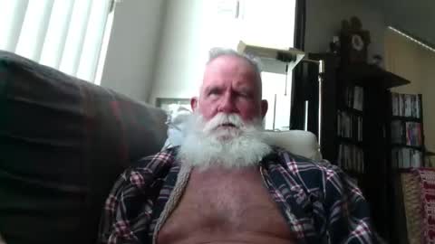Snapshot of beardbushy chatting on September 14, 3:44 pm beardbushy online show from September 14, 3:44 pm
