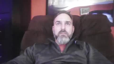 Snapshot of beardedambition chatting on December 3, 9:56 pm beardedambition online show from December 3, 9:56 pm