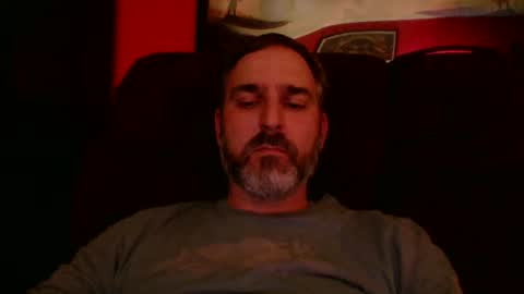 Snapshot of beardedambition chatting on September 10, 1:27 am beardedambition online show from September 10, 1:27 am