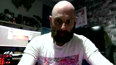 Snapshot of beardednjuicycock chatting on February 13, 7:59 am beardednjuicycock online show from February 13, 7:59 am