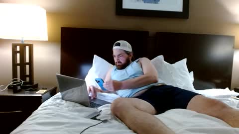 Beary Mikey online show from January 4, 4:55 am