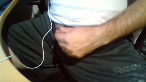 Snapshot of bearyuncut chatting on September 9, 6:18 pm bearyuncut online show from September 9, 6:18 pm