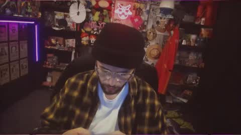 Snapshot of beastbxy chatting on November 7, 4:12 am beast bxy online show from November 7, 4:12 am