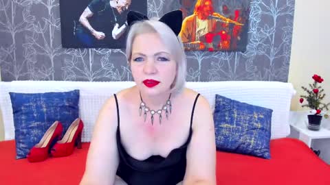 BeatifullHellen online show from December 24, 5:55 pm
