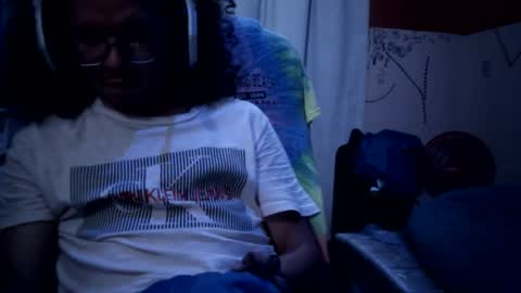 Kiki online show from June 1, 5:20 am