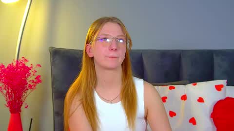 Beatrice online show from February 25, 6:34 am