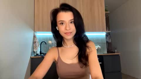 Katie online show from November 9, 6:12 am