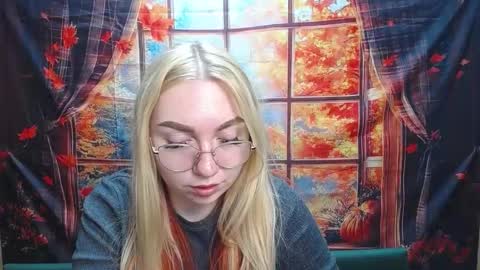 BeatriceFlyy online show from November 18, 4:11 pm