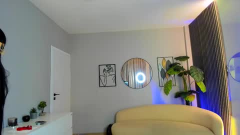 Betty online show from March 1, 4:58 am