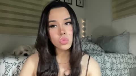 Snapshot of beautiful_lust69 chatting on June 2, 3:47 pm Sweet Aya online show from June 2, 3:47 pm