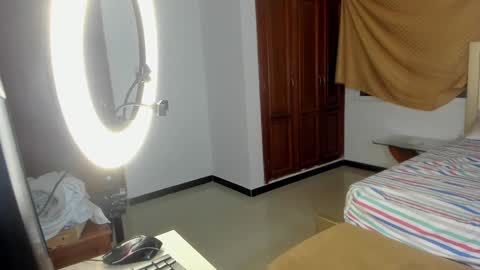 Chleo online show from December 24, 2:54 am