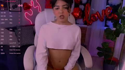 Chleo online show from February 18, 2:27 am