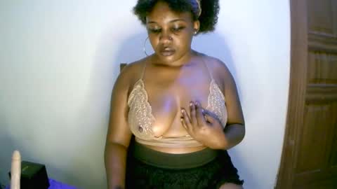 beautifulpeach2 online show from January 25, 3:30 pm