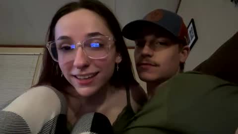 Snapshot of beauty_andthe_beast2006 chatting on February 15, 3:09 am BeautyTheBeast online show from February 15, 3:09 am