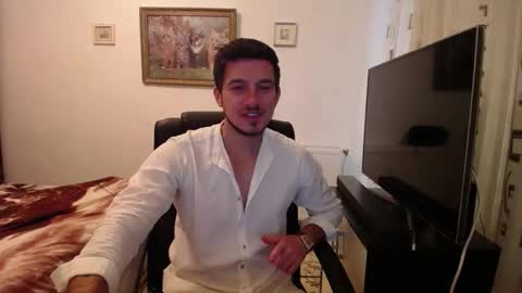 Mia and Jake online show from September 22, 11:45 am