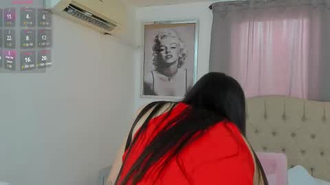 Snapshot of beautyari_ chatting on April 23, 12:29 pm Ariana Reyes online show from April 23, 12:29 pm