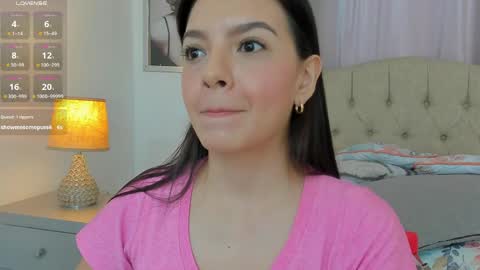 Snapshot of beautyari_ chatting on May 4, 12:45 pm Ariana Reyes online show from May 4, 12:45 pm